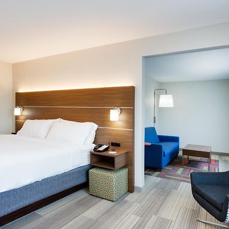 Holiday Inn Express Hotel & Suites Tampa-Fairgrounds-Casino By Ihg Zewnętrze zdjęcie