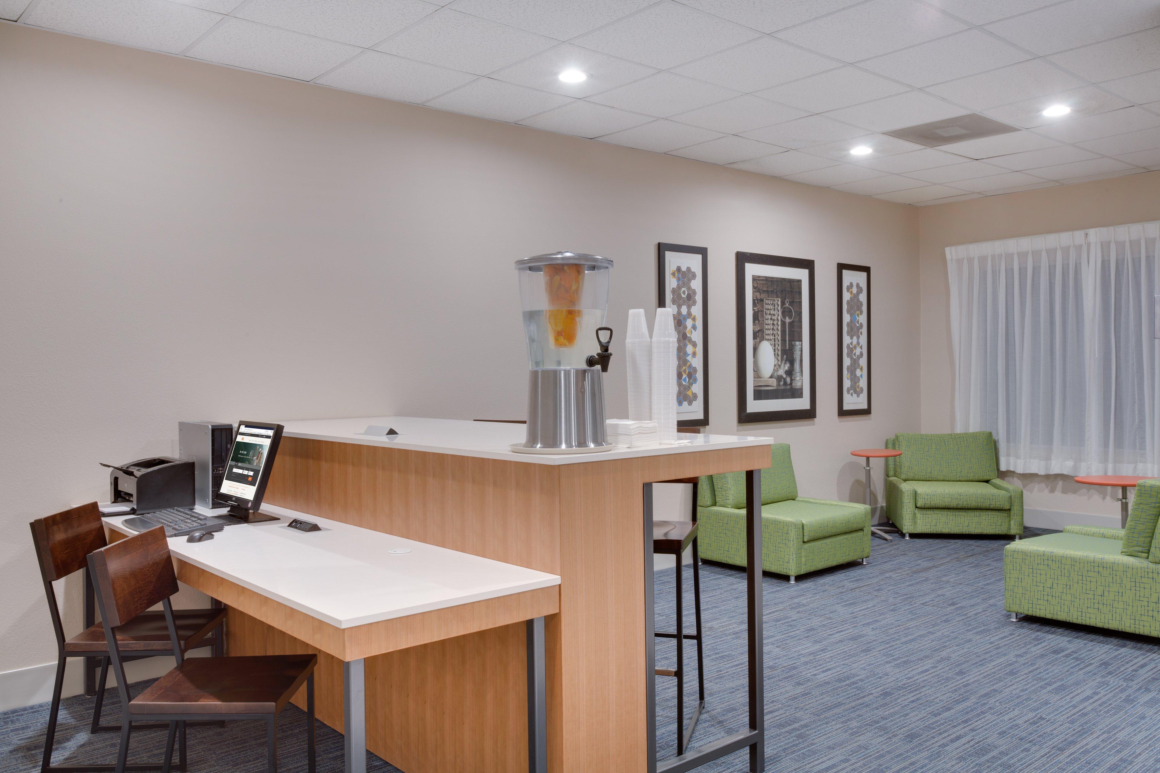Holiday Inn Express Hotel & Suites Tampa-Fairgrounds-Casino By Ihg Zewnętrze zdjęcie